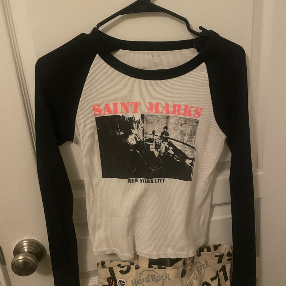 brandy melville long sleeve